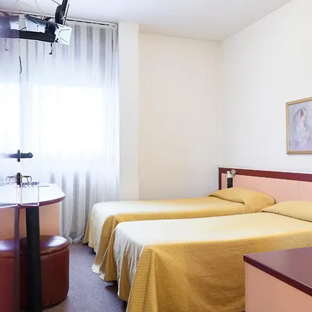 Hotel Due Ragni E Ristorante
