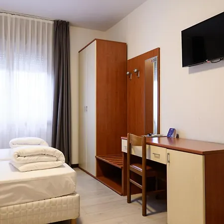 Hotel Due Ragni E Ristorante